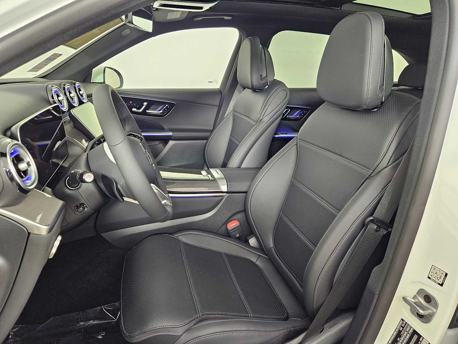 2025 Mercedes-Benz GLC 300 16
