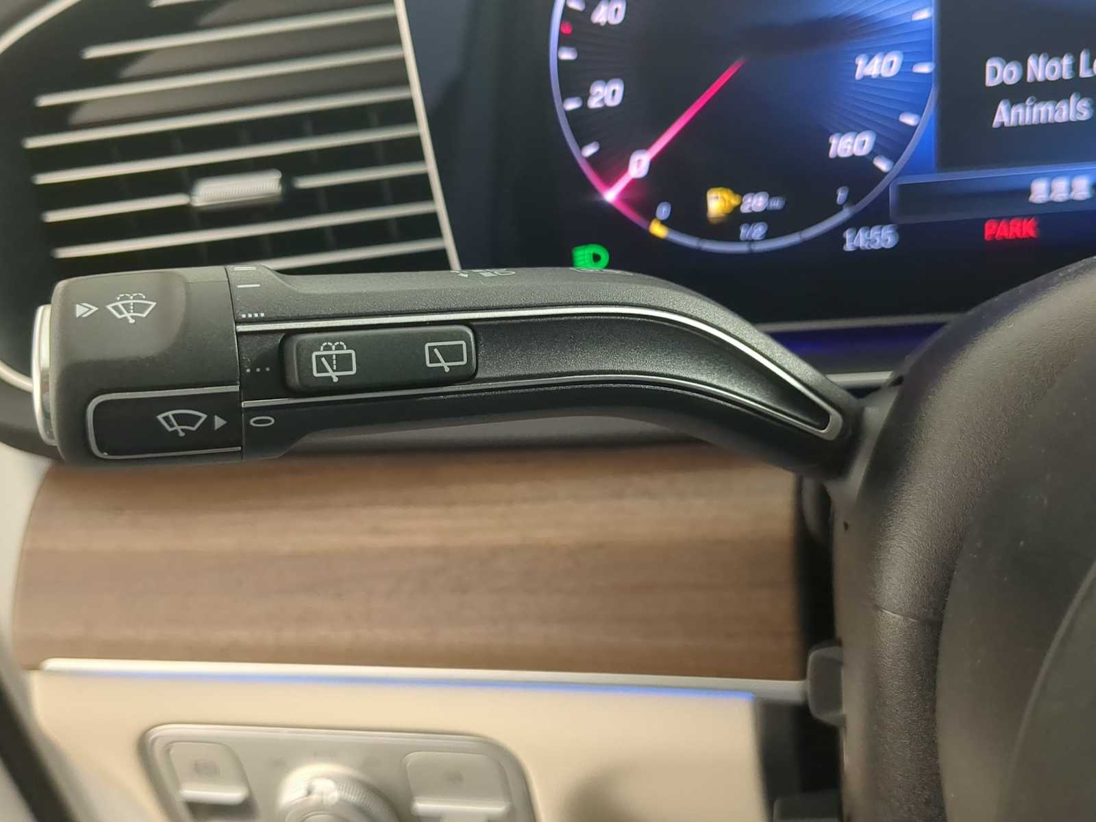 Thumbnail: 2026 Mercedes-Benz GLE - 27