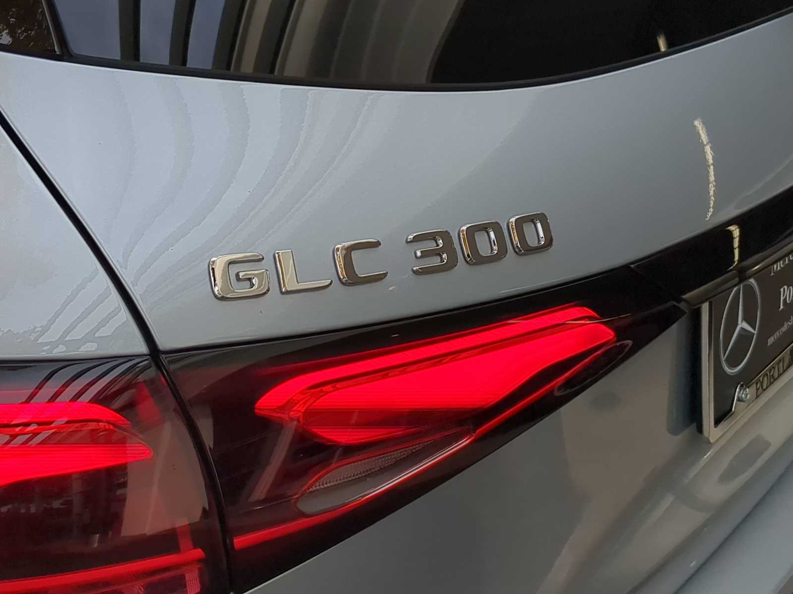 Thumbnail: 2026 Mercedes-Benz GLC - 11