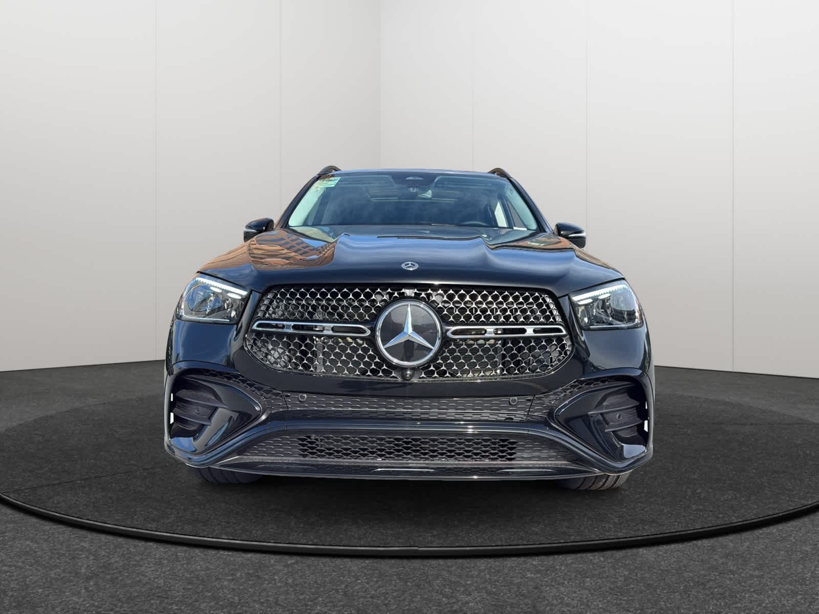 Thumbnail: 2026 Mercedes-Benz GLE - 2