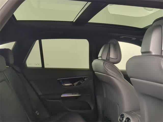 Thumbnail: 2026 Mercedes-Benz GLC - 22