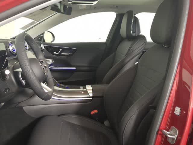 Thumbnail: 2025 Mercedes-Benz C-Class - 15