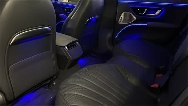 Thumbnail: 2024 Mercedes-Benz EQS - 29