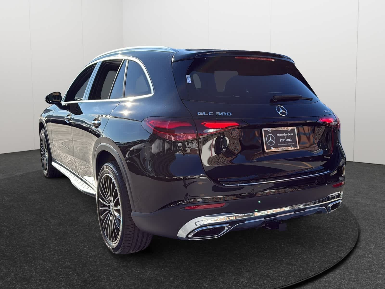 Thumbnail: 2026 Mercedes-Benz GLC - 6