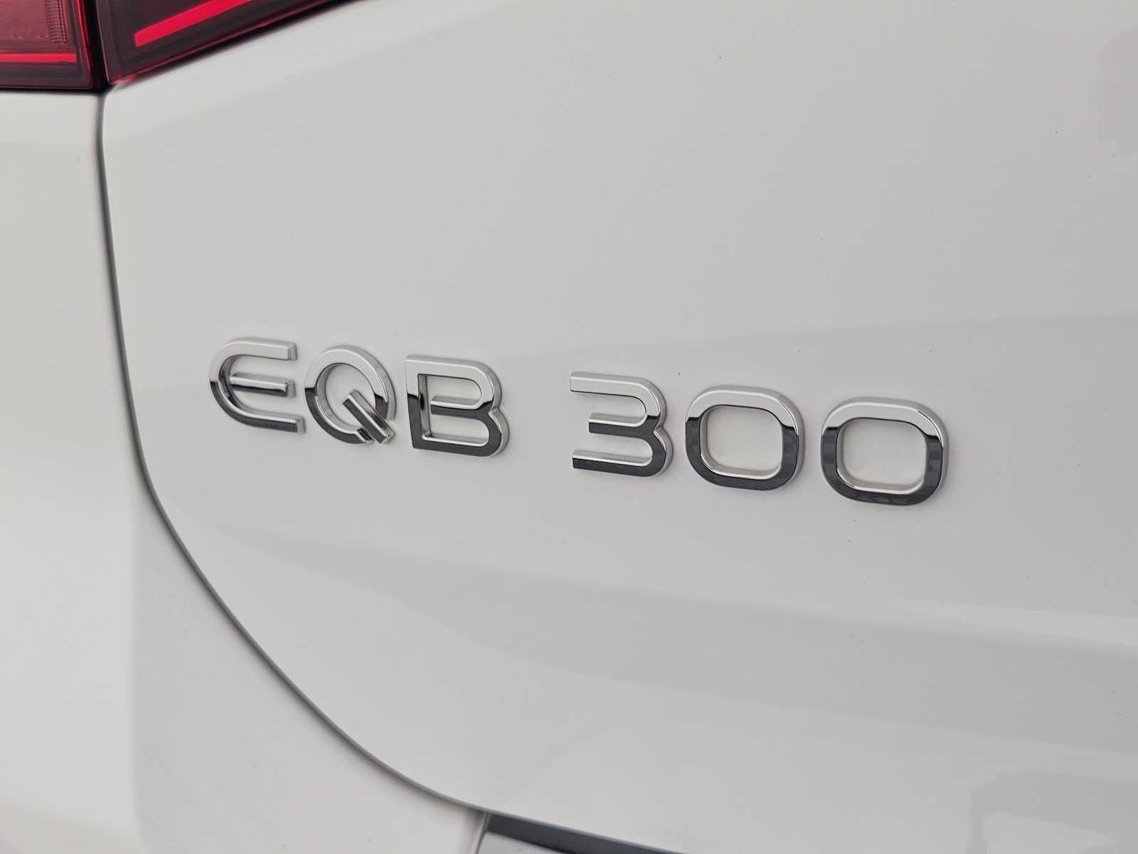 Thumbnail: 2024 Mercedes-Benz EQB - 12