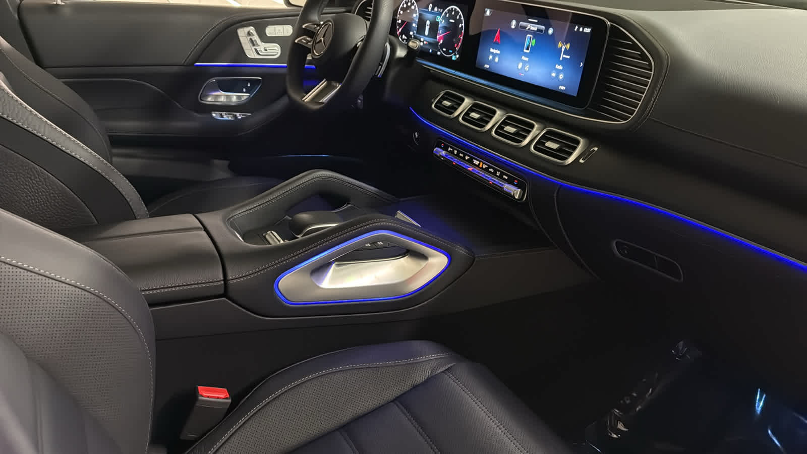 Thumbnail: 2026 Mercedes-Benz GLS - 35