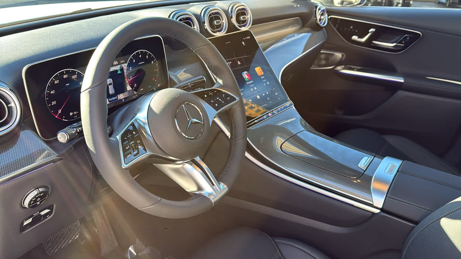 Thumbnail: 2026 Mercedes-Benz GLC - 28