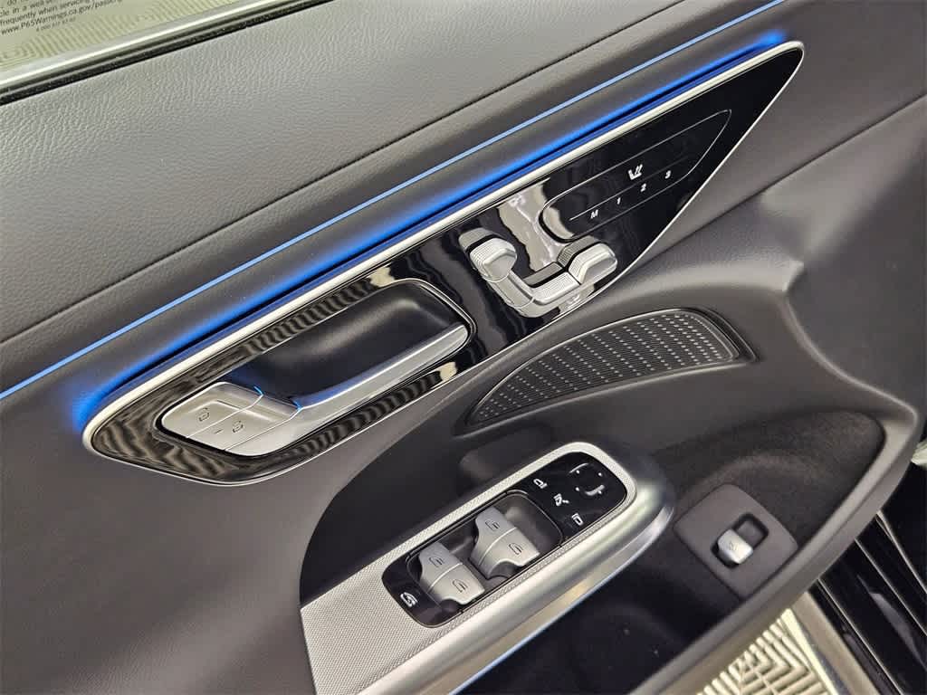 Thumbnail: 2025 Mercedes-Benz E-Class - 17