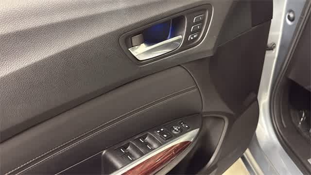 Thumbnail: 2015 Acura TLX - 14