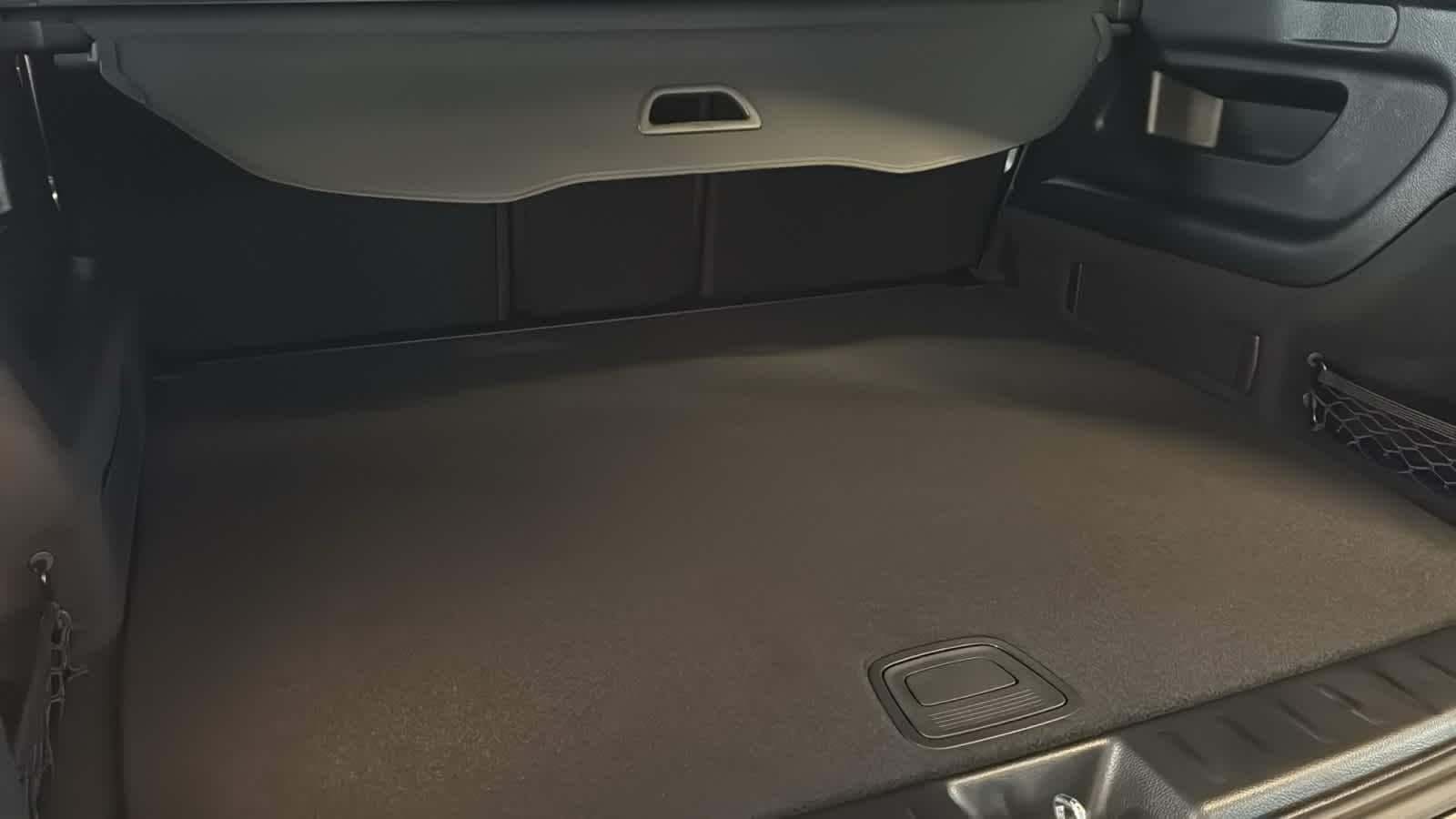 Thumbnail: 2026 Mercedes-Benz GLB - 32