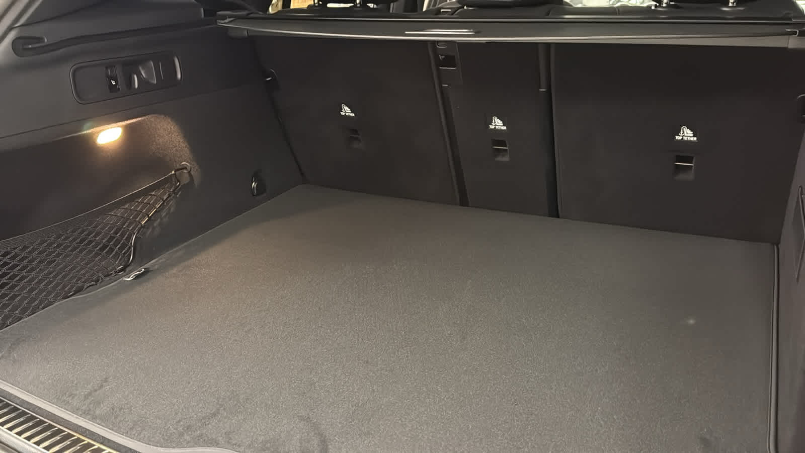 Thumbnail: 2026 Mercedes-Benz GLC - 33