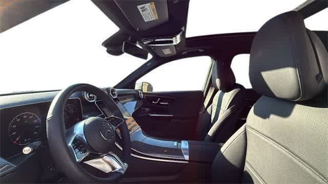 Thumbnail: 2025 Mercedes-Benz GLC - 4