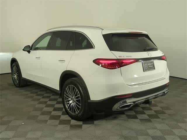 Thumbnail: 2026 Mercedes-Benz GLC - 3