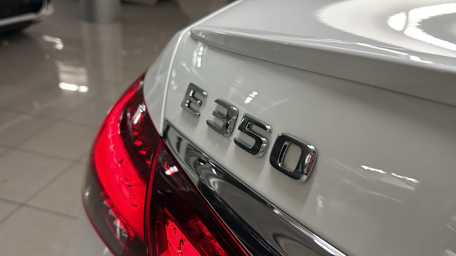 Thumbnail: 2023 Mercedes-Benz E-Class - 9