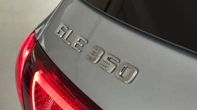 Thumbnail: 2023 Mercedes-Benz GLE - 10