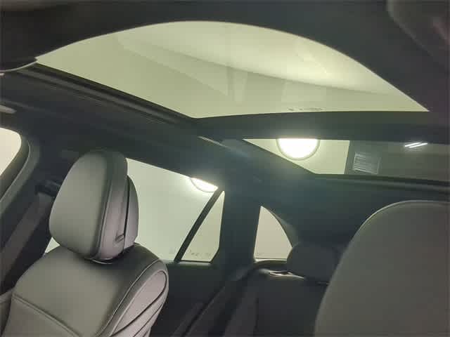 Thumbnail: 2026 Mercedes-Benz GLC - 19