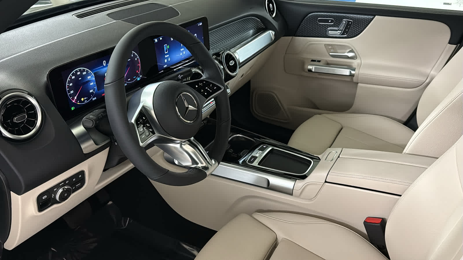 Thumbnail: 2026 Mercedes-Benz GLB - 30