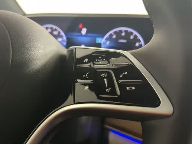 Thumbnail: 2026 Mercedes-Benz GLE - 26