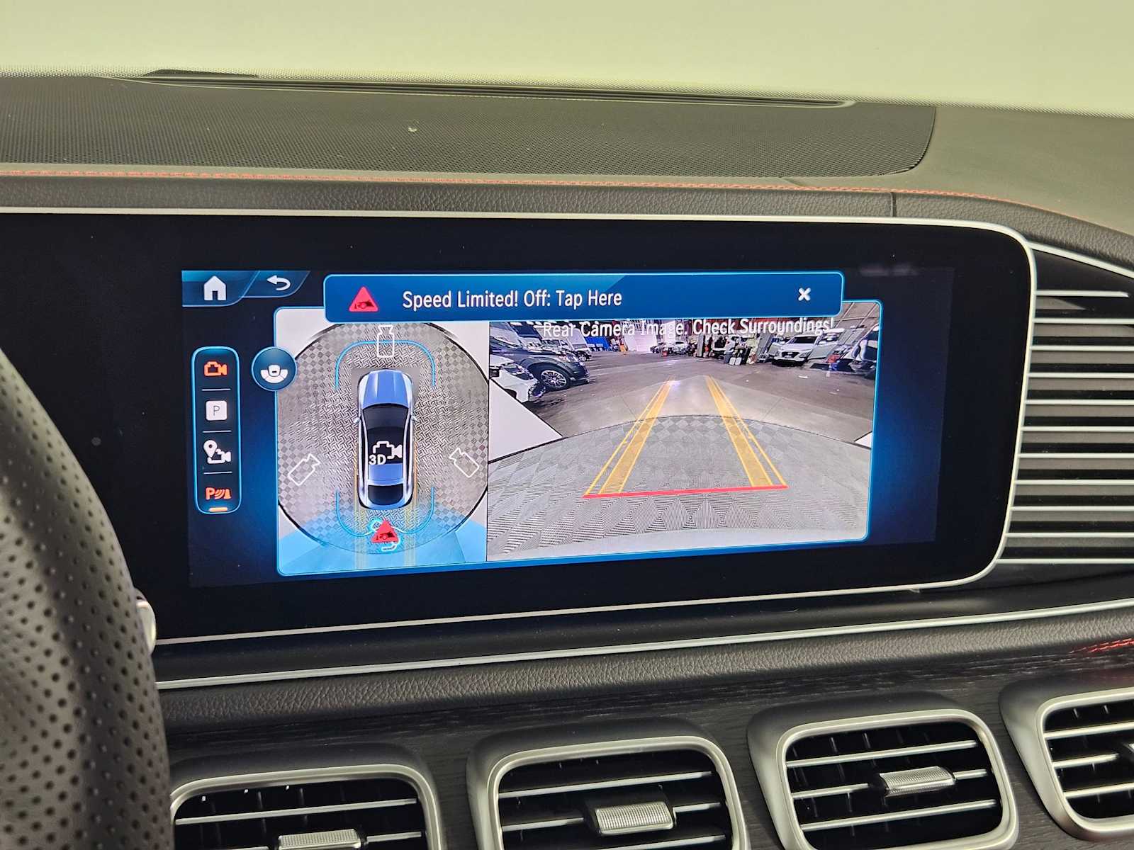 Thumbnail: 2025 Mercedes-Benz GLE - 31