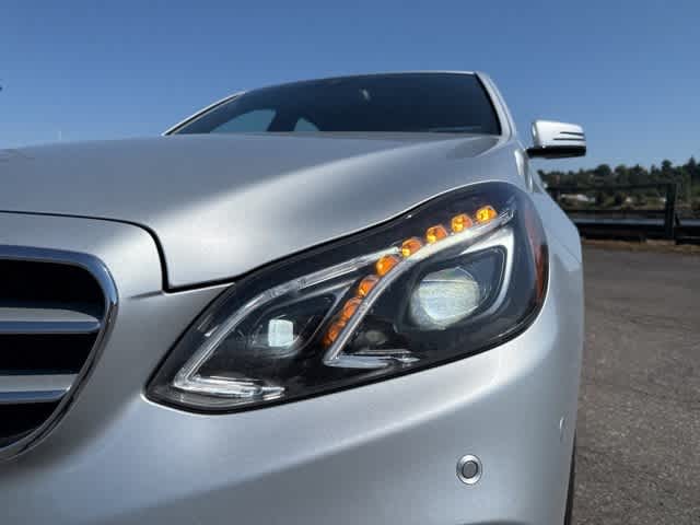 Thumbnail: 2016 Mercedes-Benz E-Class - 38
