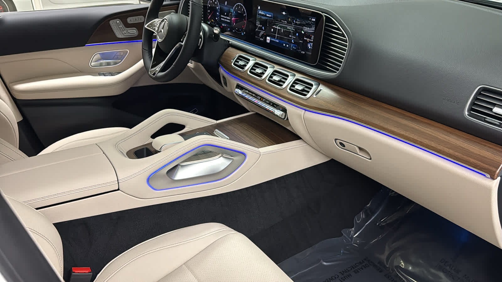 Thumbnail: 2026 Mercedes-Benz GLE - 37