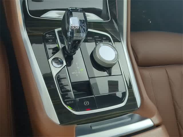 Thumbnail: 2023 BMW X6 - 35