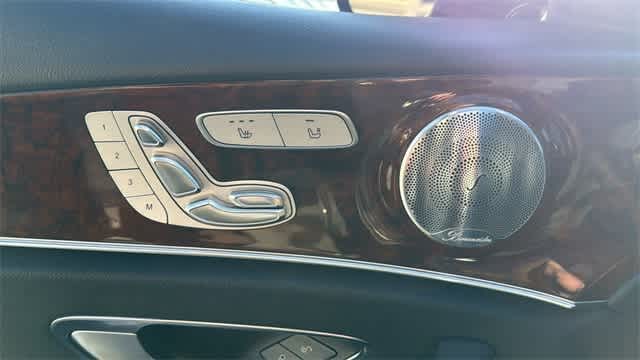 Thumbnail: 2017 Mercedes-Benz E-Class - 16