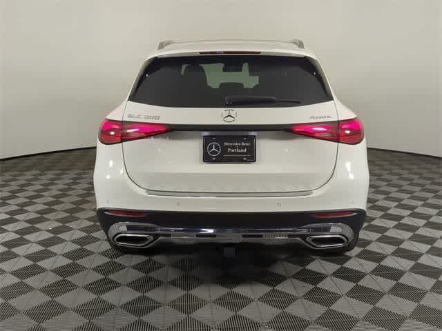 Thumbnail: 2026 Mercedes-Benz GLC - 4