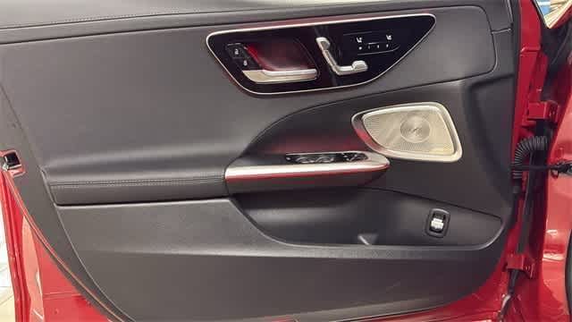 Thumbnail: 2025 Mercedes-Benz C-Class - 14