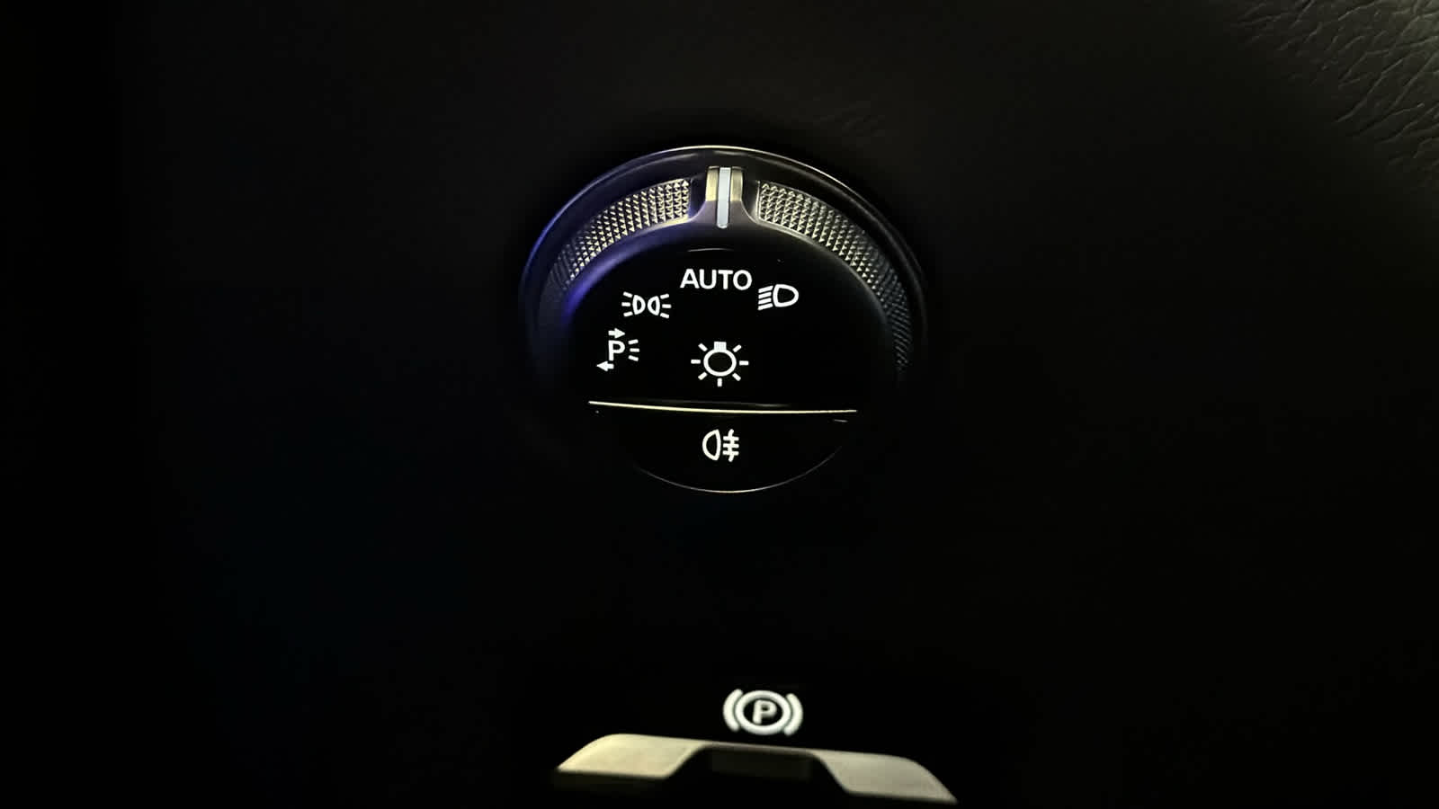 Thumbnail: 2026 Mercedes-Benz GLC - 19