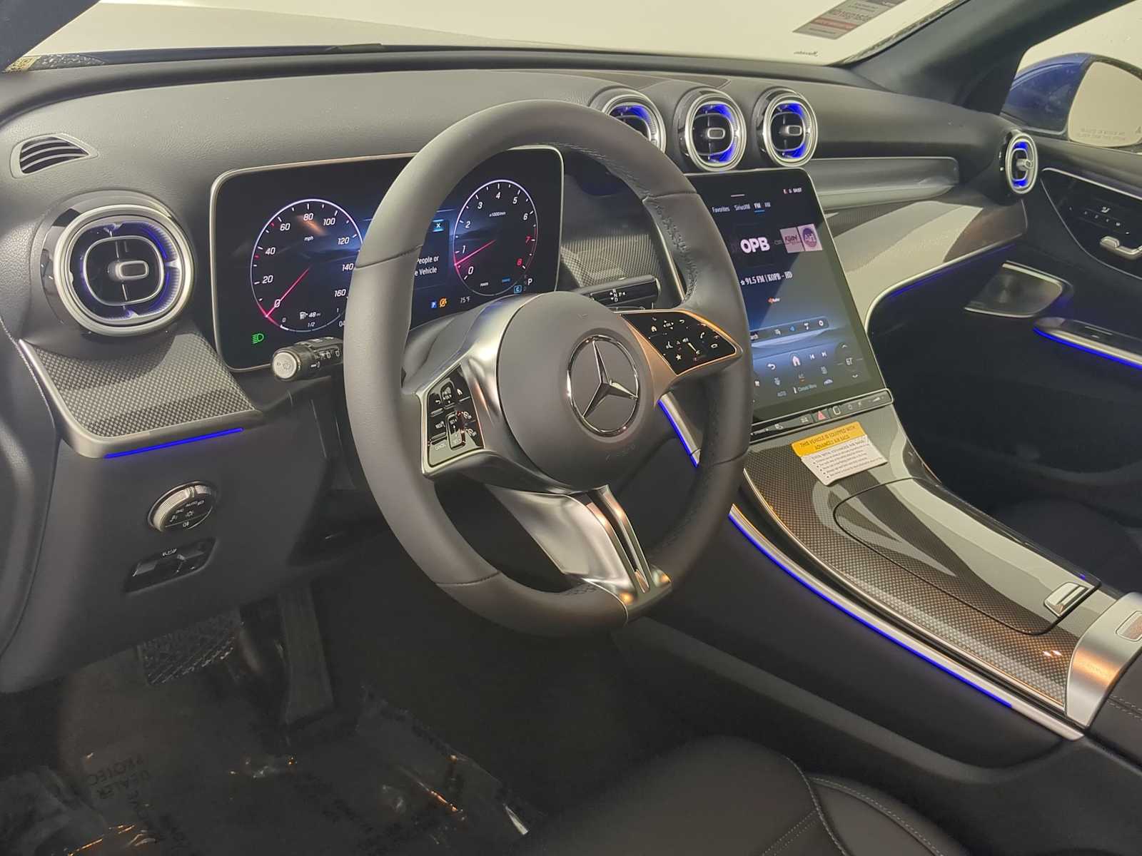 Thumbnail: 2026 Mercedes-Benz GLC - 9