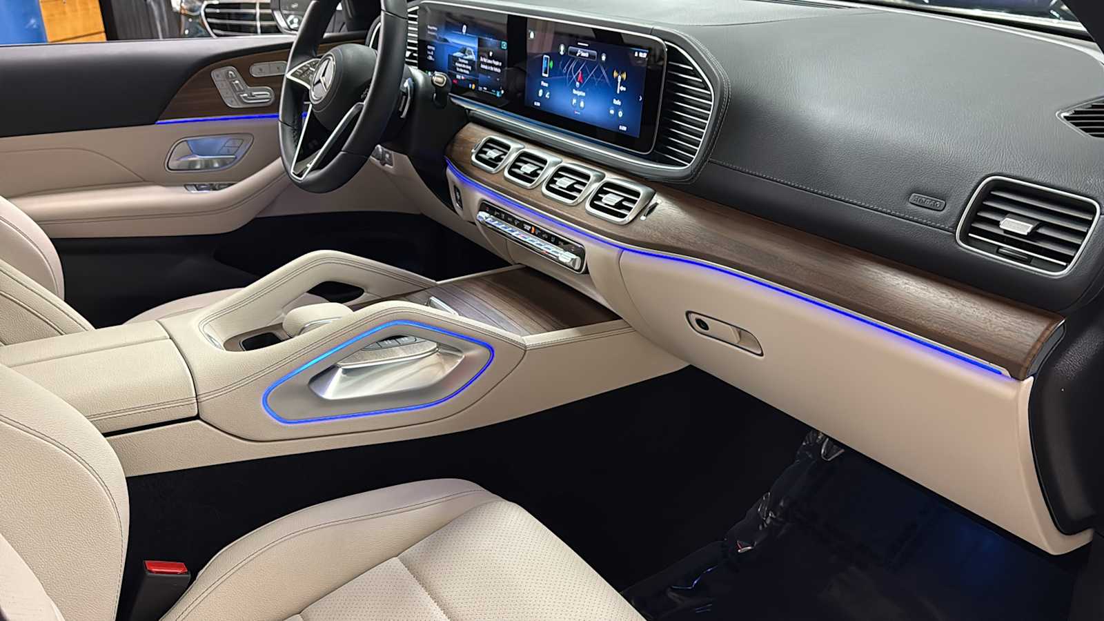 Thumbnail: 2026 Mercedes-Benz GLE - 35