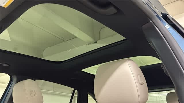 Thumbnail: 2022 Mercedes-Benz GLA - 29