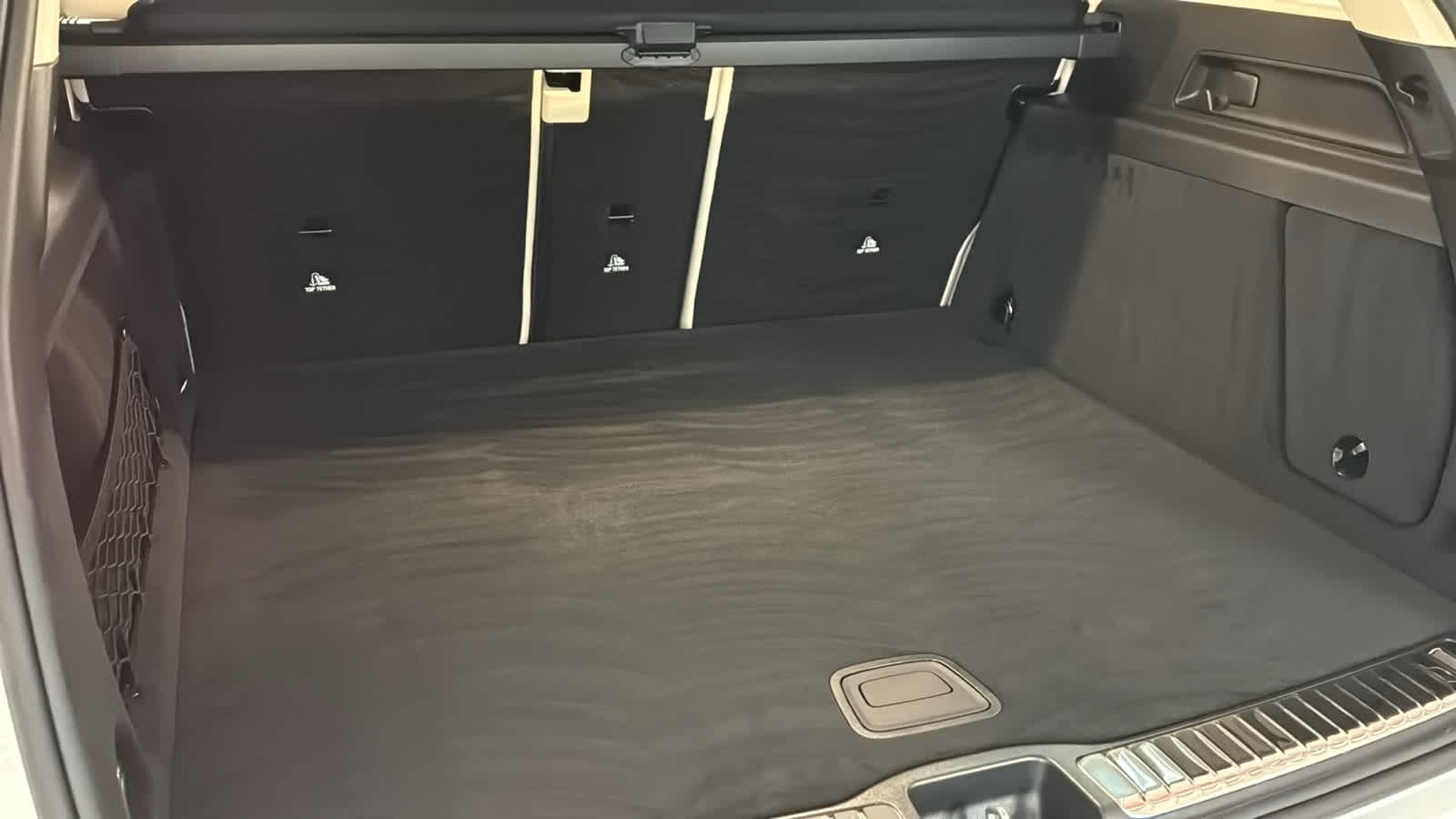 Thumbnail: 2026 Mercedes-Benz GLE - 33