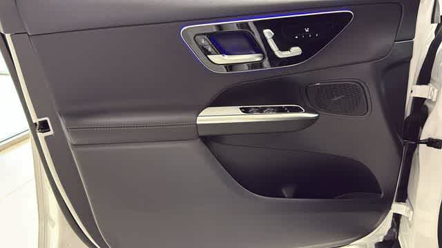 Thumbnail: 2026 Mercedes-Benz GLC - 15