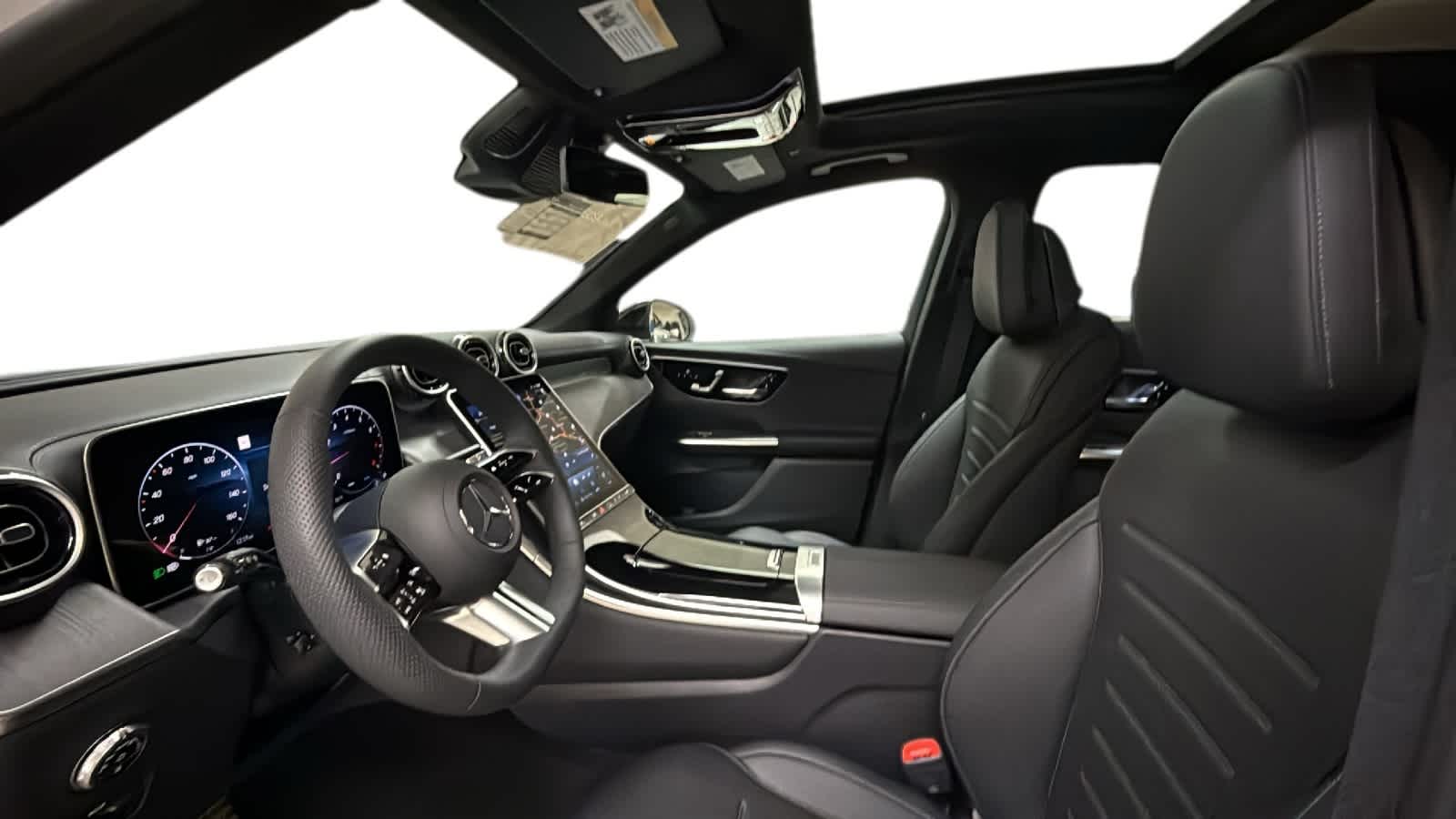 Thumbnail: 2026 Mercedes-Benz GLC - 4