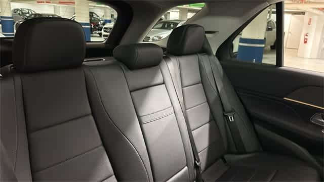 Thumbnail: 2023 Mercedes-Benz GLE - 32