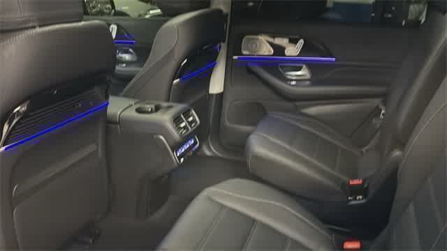 Thumbnail: 2024 Mercedes-Benz GLS - 32