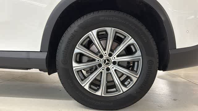 Thumbnail: 2026 Mercedes-Benz GLC - 8