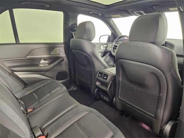 Thumbnail: 2025 Mercedes-Benz GLE - 33