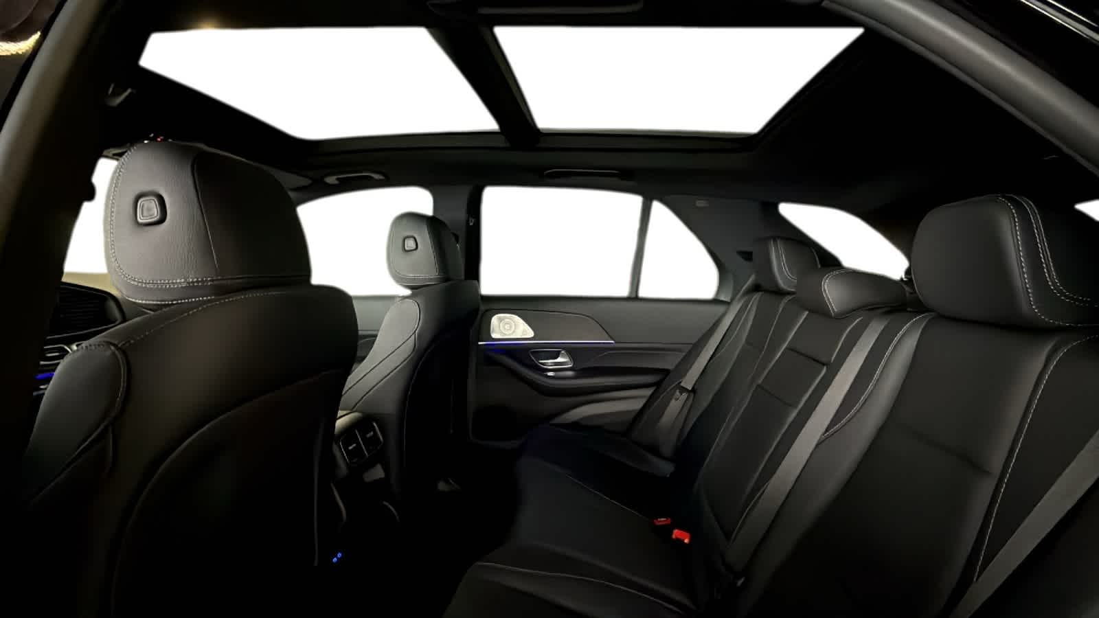 Thumbnail: 2026 Mercedes-Benz GLE - 6