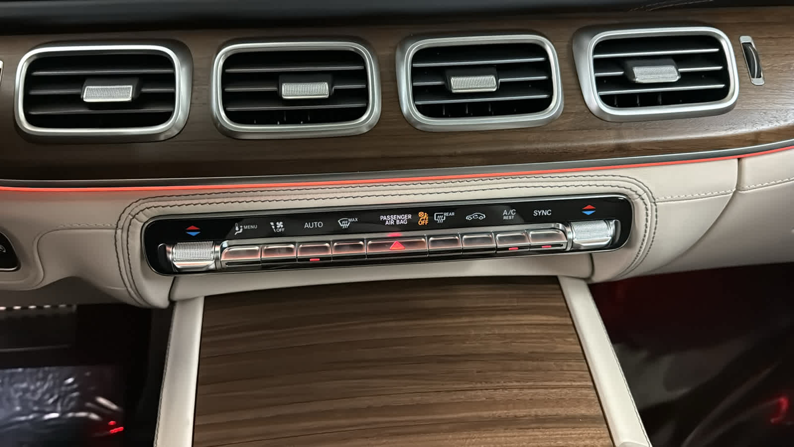 Thumbnail: 2026 Mercedes-Benz GL-Class - 24
