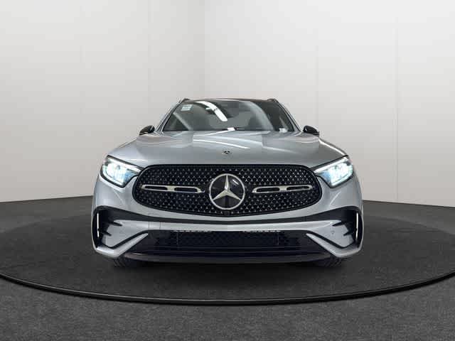 Thumbnail: 2026 Mercedes-Benz GLC - 2