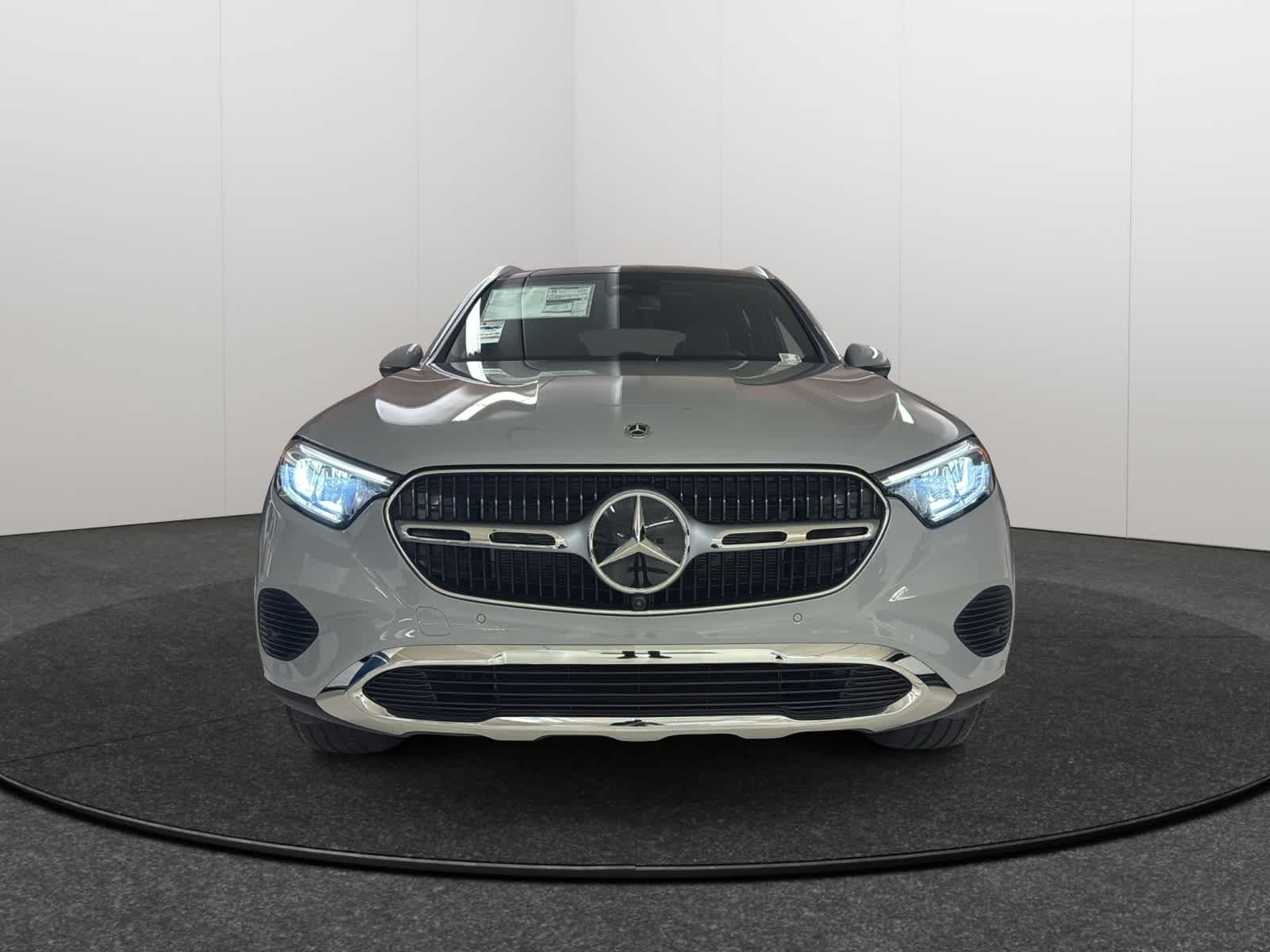 Thumbnail: 2026 Mercedes-Benz GLC - 2