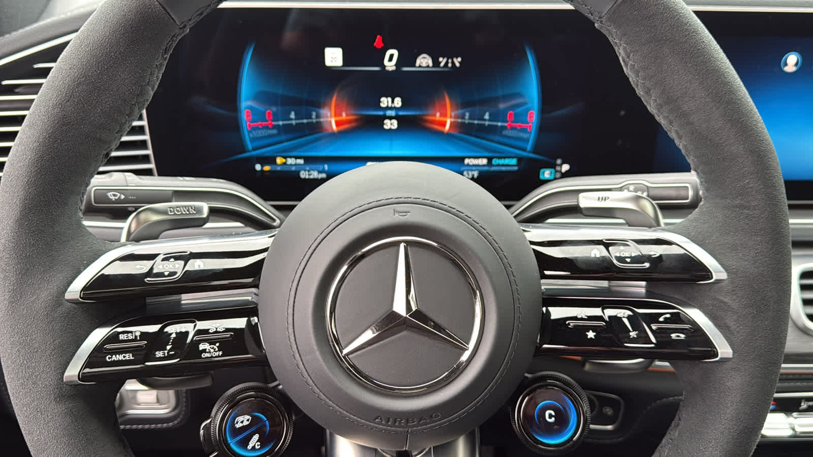 Thumbnail: 2026 Mercedes-Benz GLE - 19