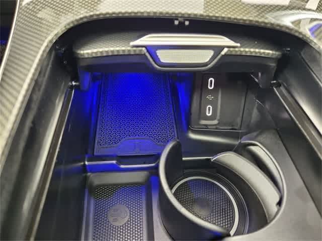 Thumbnail: 2025 Mercedes-Benz GLC - 32