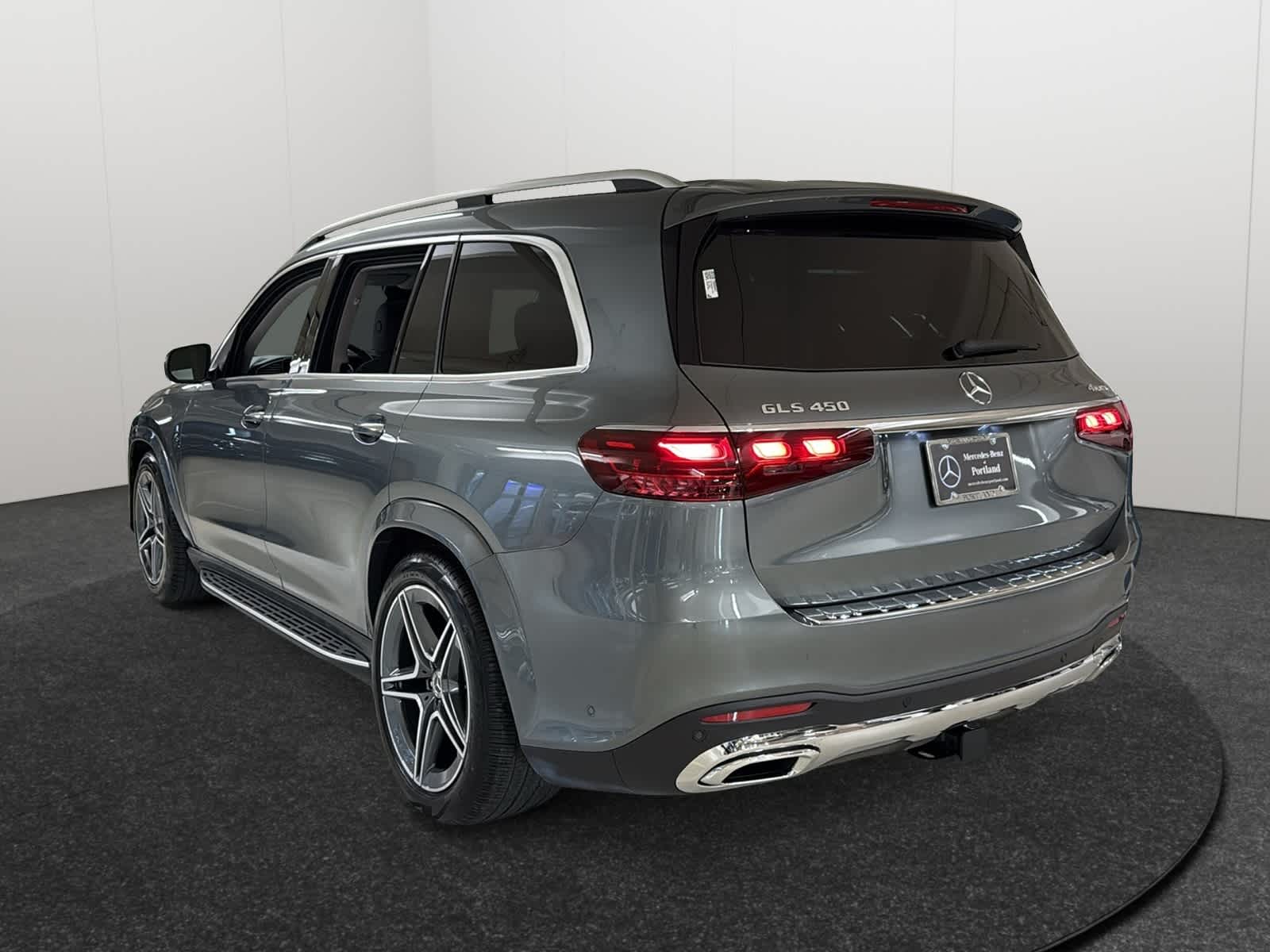 Thumbnail: 2026 Mercedes-Benz GLS - 6