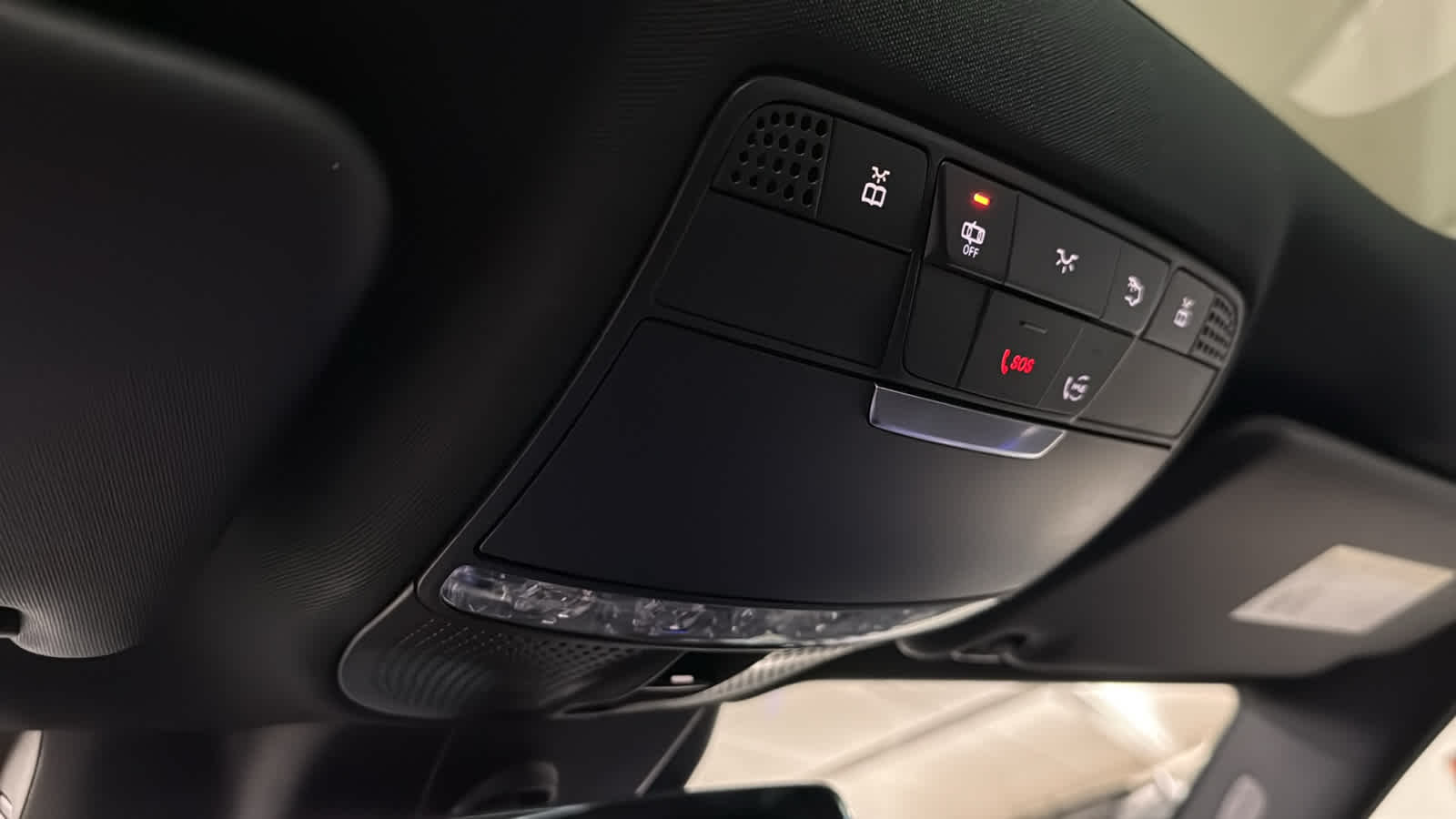 Thumbnail: 2023 Mercedes-Benz E-Class - 23