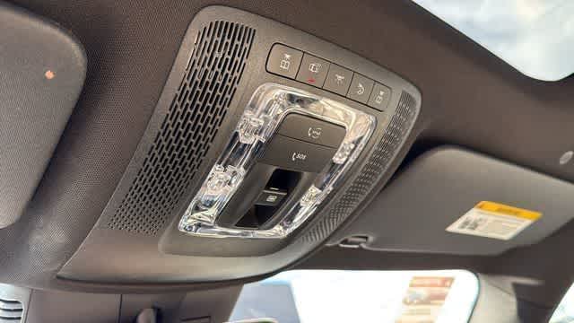 Thumbnail: 2025 Mercedes-Benz GLB - 23