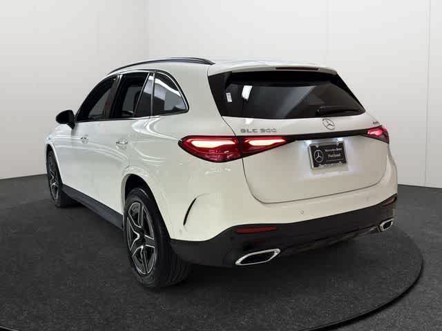 Thumbnail: 2026 Mercedes-Benz GLC - 6